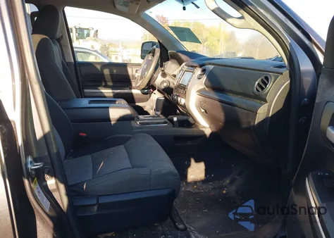 2014 Toyota Tundra Sr5 5.7L V8 z USA, uszkodzony, nr VIN 5TFDW5F19EX389961